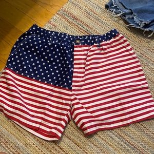 Men’s American flag chubbies